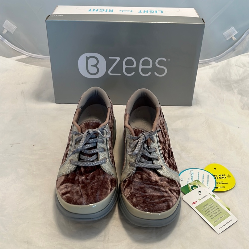 BZEES Pink Velvet shoes